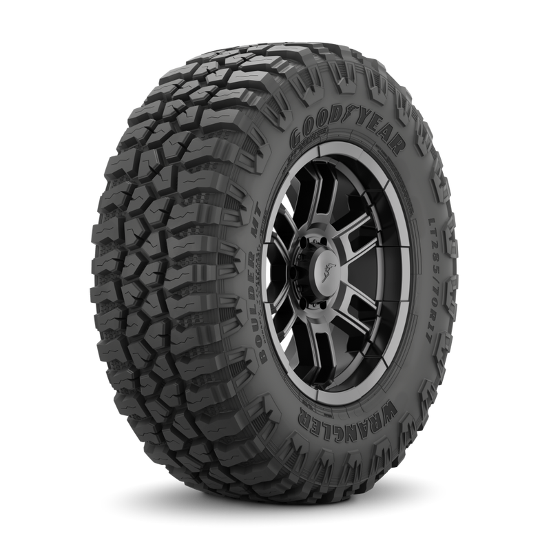 Wrangler Steadfast HT®